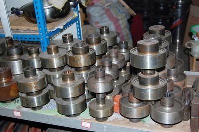 湖北少咸寧市起重機(jī)電貴陽(yáng)分公司_貴州太升五金機(jī)電市場(chǎng)_專業(yè)市場(chǎng)_貴州商情網(wǎng)